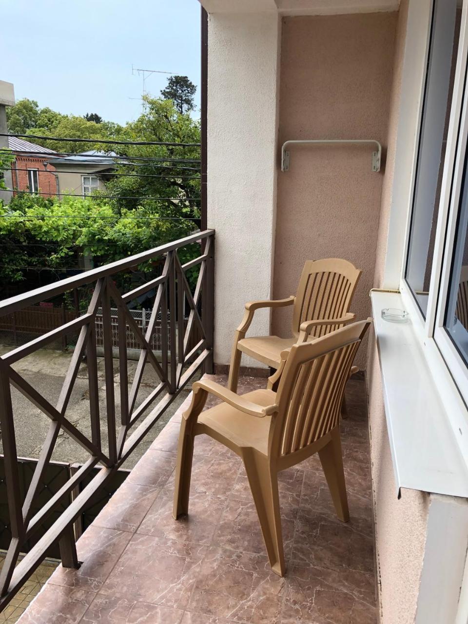 Guest House Zvanba Gagra Exterior photo